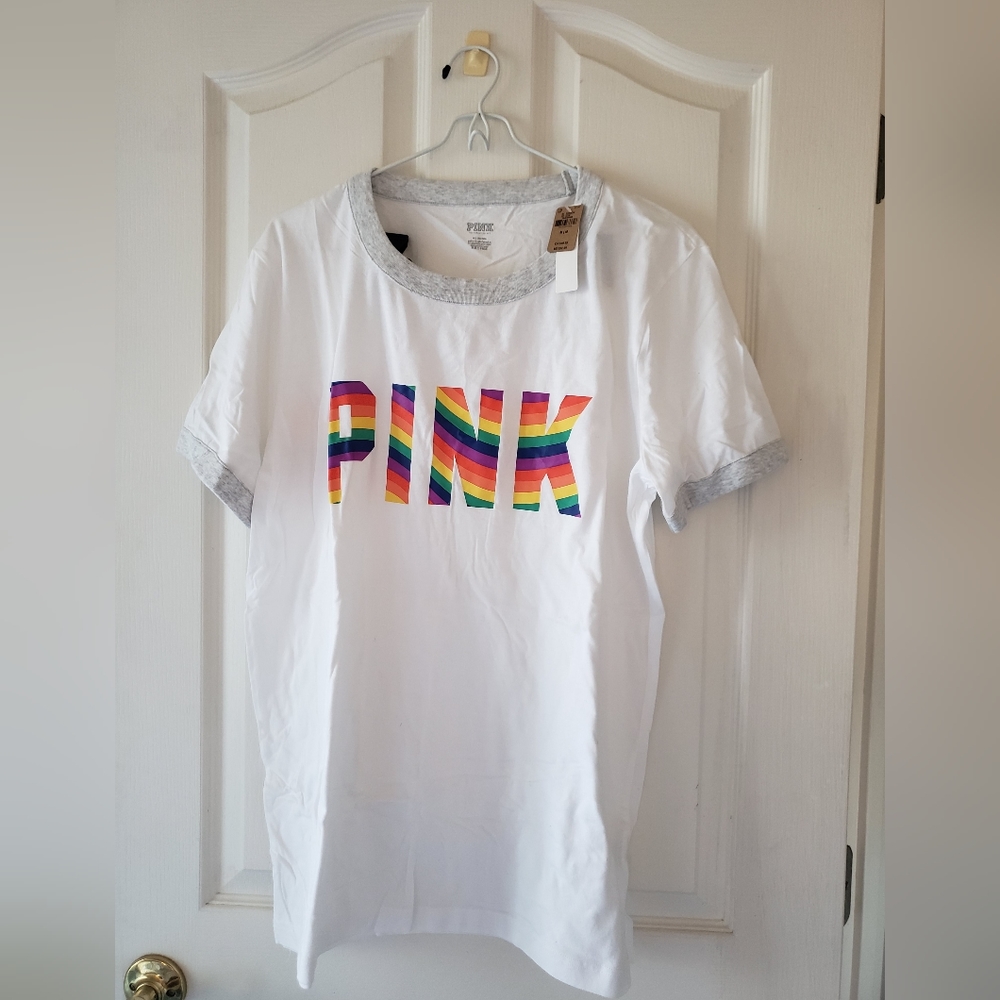 Nwt Pink Victoria's Secret short sleeve top